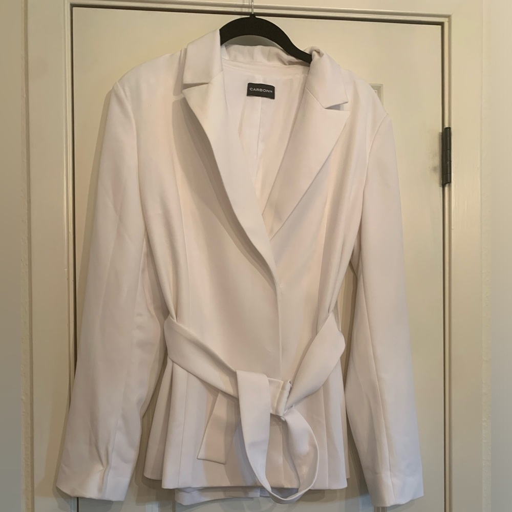 Carbon38 White Belted Double Breasted Blazer Size Medium